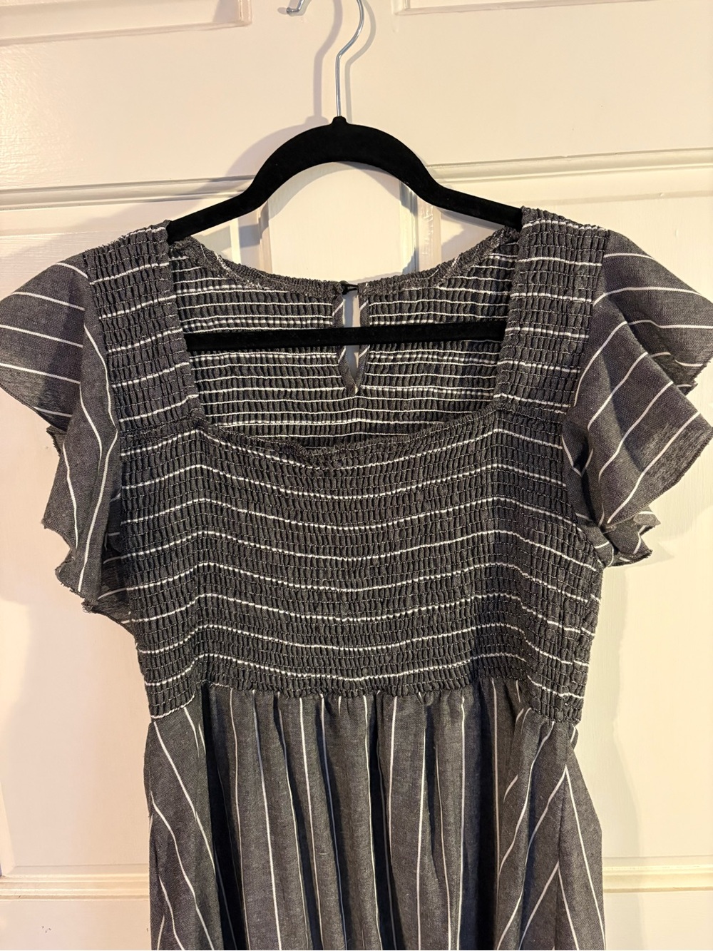 Gray Stripe Flutter-Sleeve Midi Dress - Picture 5 of 6